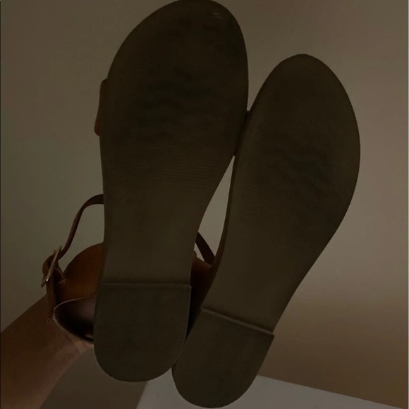 Steve Madden Brown Sandals - Picture 4 of 5